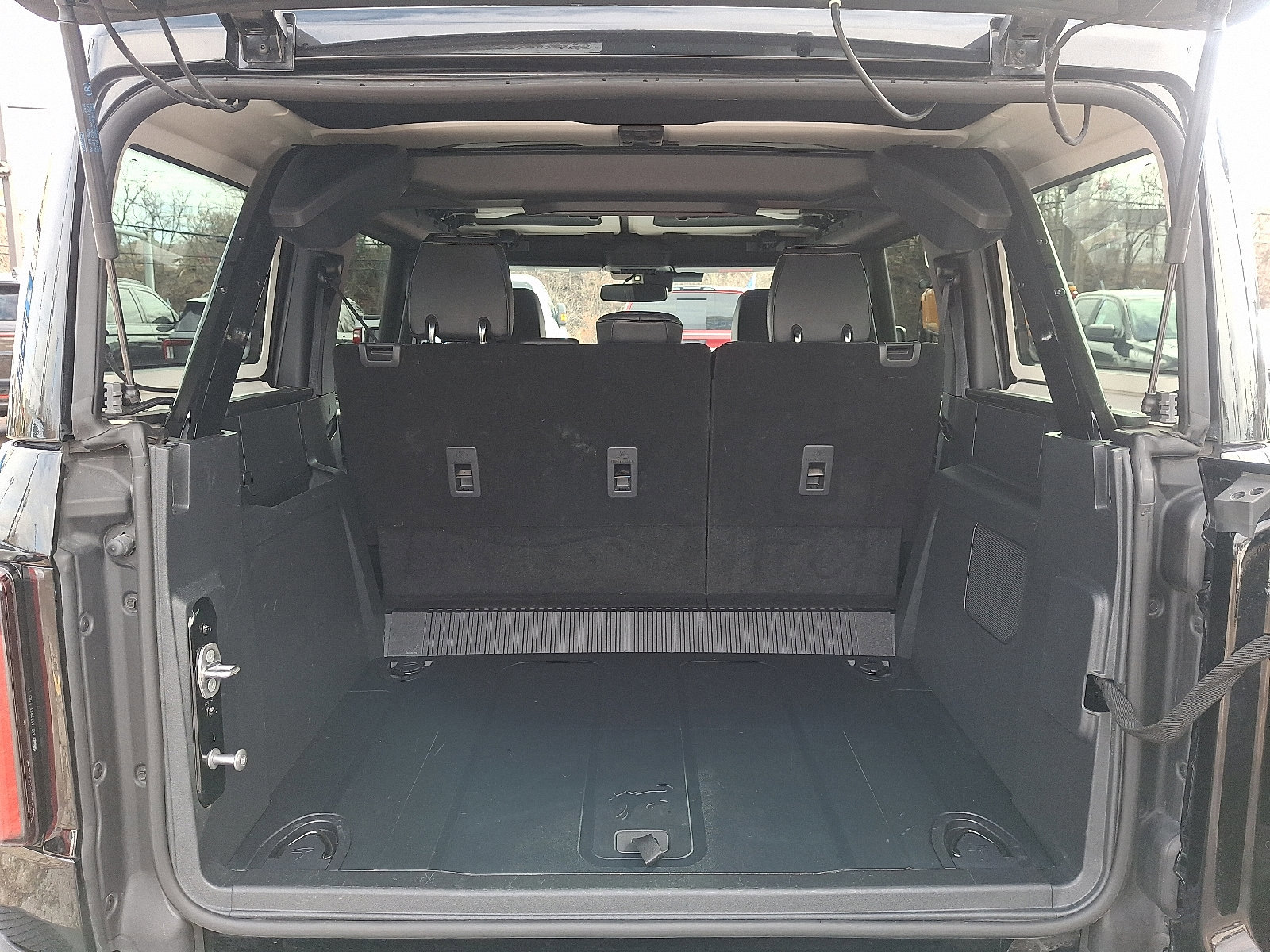 Certified 2025 Ford Bronco Badlands image 28