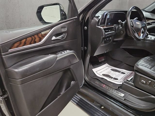 Used 2022 Cadillac Escalade Sport Platinum AWD/4WD image 11