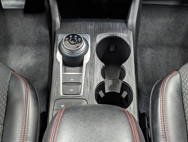 Certified 2025 Ford Escape ST-Line Select AWD/4WD image 7