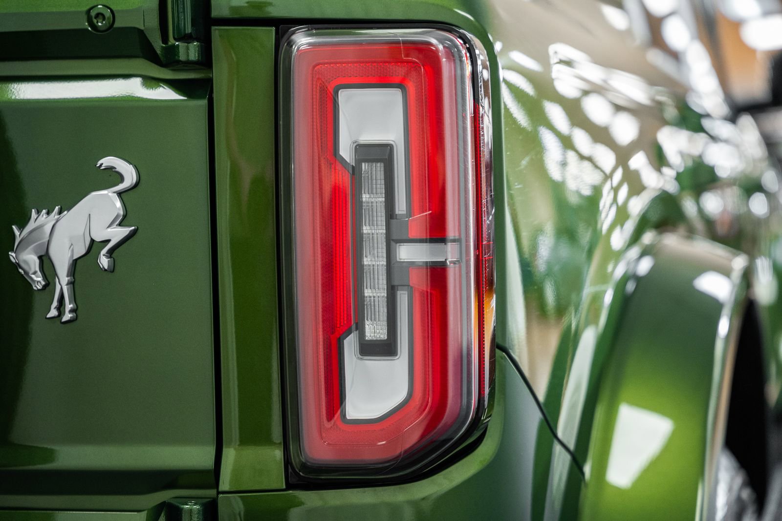 Certified 2025 Ford Bronco Outer Banks image 7