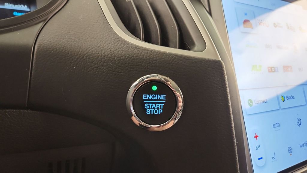 Certified 2022 Ford Edge SEL image 20