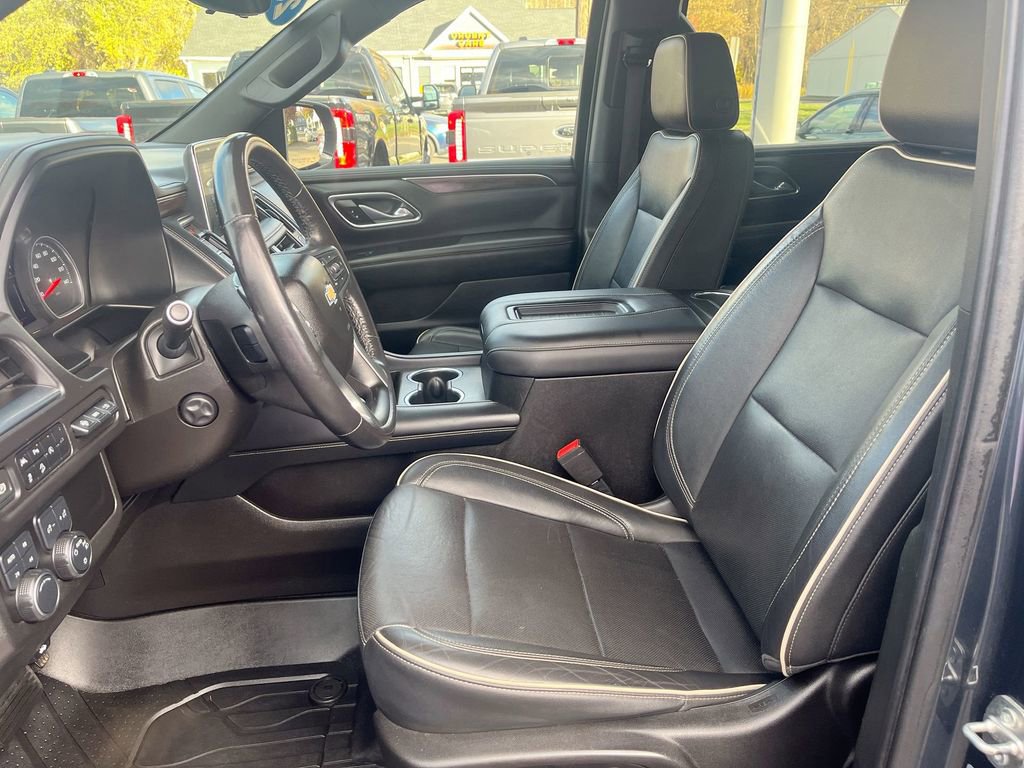 Used 2021 Chevrolet Suburban Premier image 11
