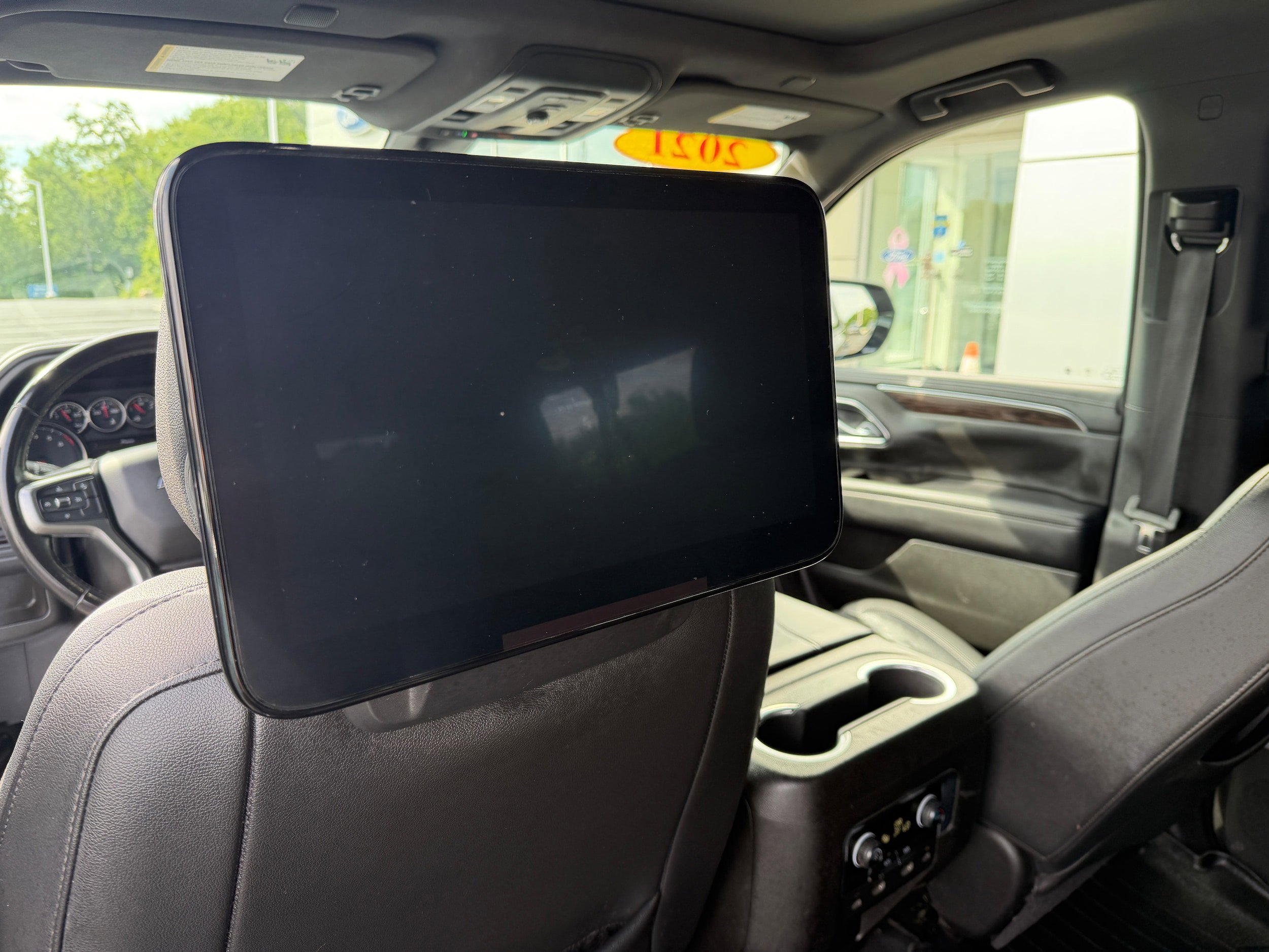 Used 2021 Chevrolet Suburban Z71 w/ Rear Media and Nav Package AWD/4WD image 18