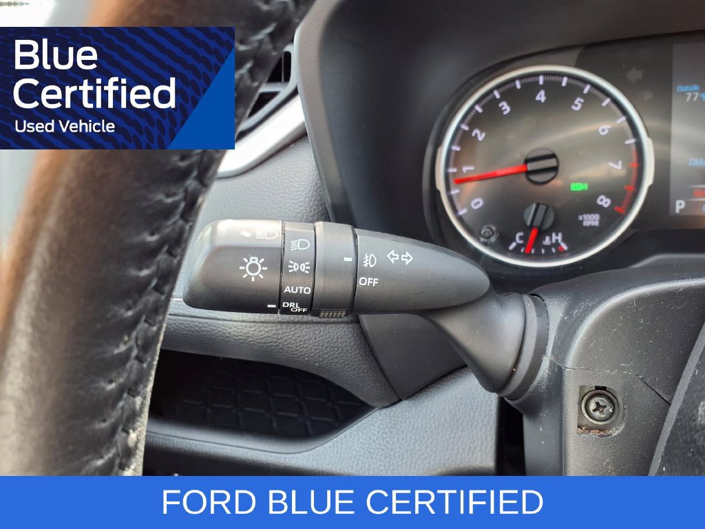 Used 2021 Toyota RAV4 XLE Premium FWD image 18