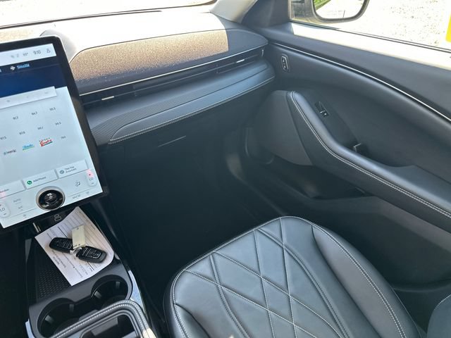 Certified 2025 Ford Mustang Mach-E Select AWD/4WD image 20