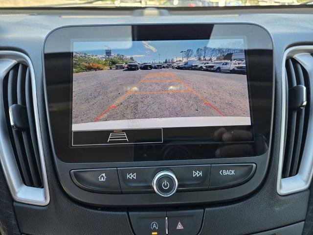 Used 2025 Chevrolet Malibu LT FWD image 12