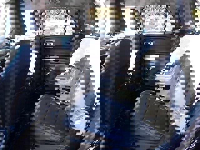 Certified 2022 Ford Explorer XLT w/ Equipment Group 202A image 8