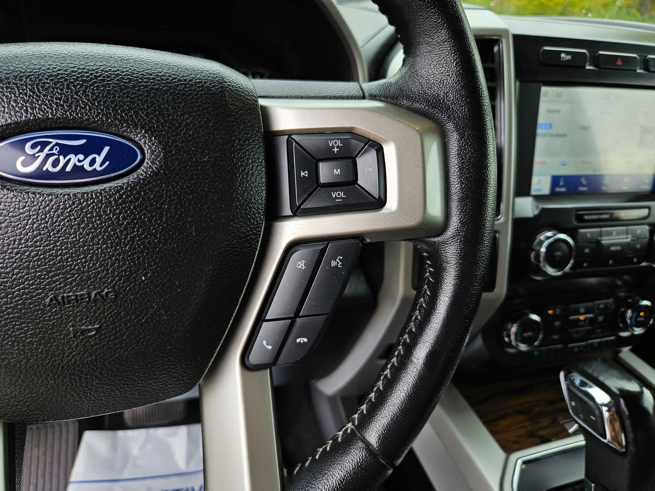 Certified 2020 Ford F150 Lariat w/ Equipment Group 501A Mid image 11