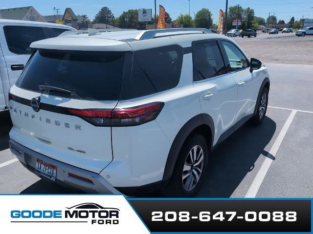 Used 2022 Nissan Pathfinder SL w/ Cargo Package AWD/4WD image 4