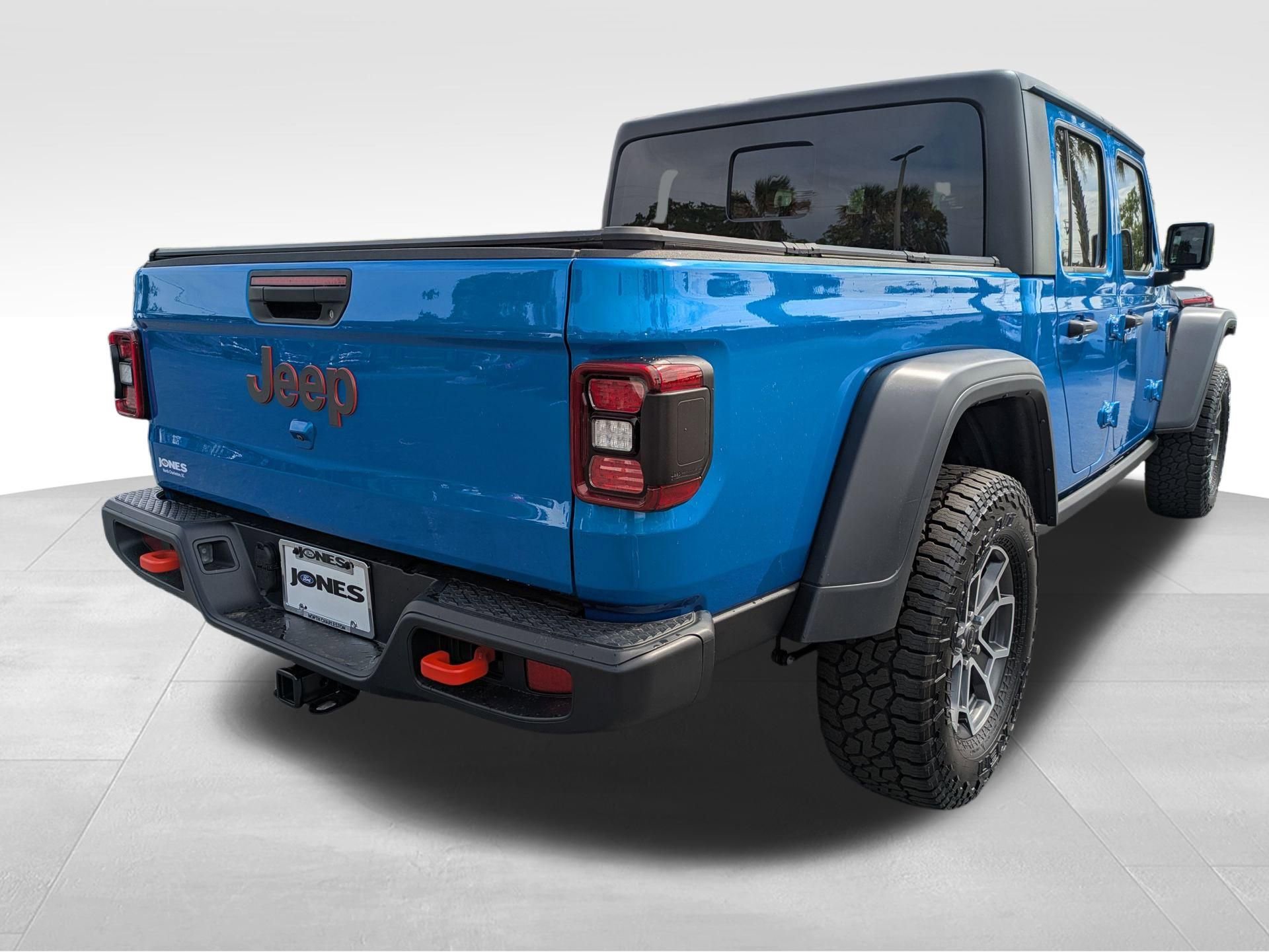 Used 2024 Jeep Gladiator Mojave w/ Convenience Group image 5