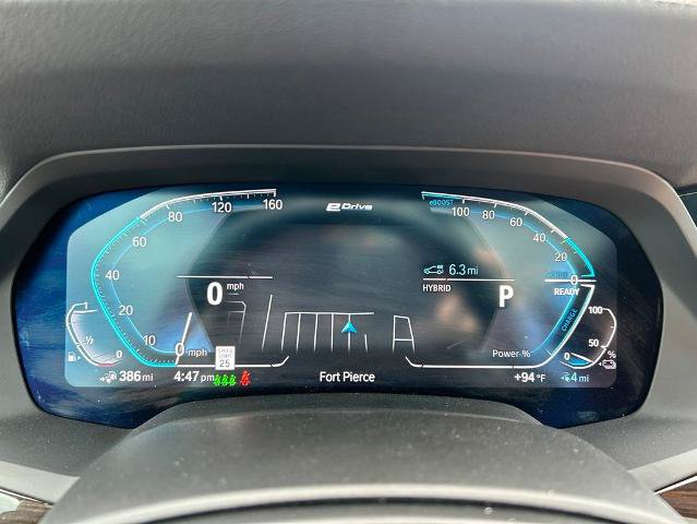 Used 2023 BMW X5 xDrive45e w/ Parking Assistance Package AWD/4WD image 18