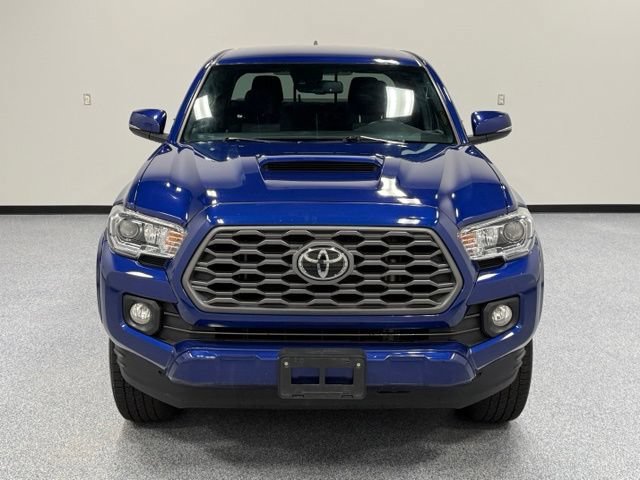 Used 2023 Toyota Tacoma TRD Sport w/ Technology Package AWD/4WD image 4