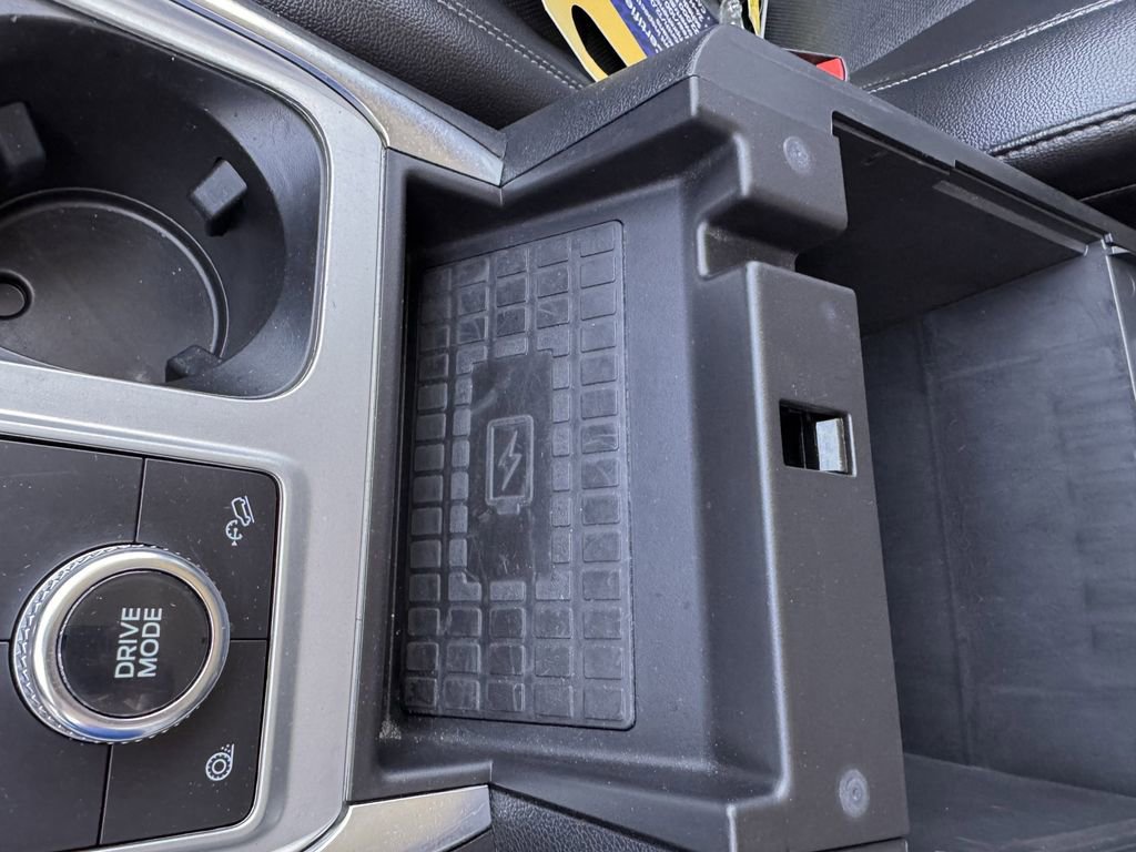 Certified 2022 Ford Explorer Limited w/ Equipment Group 301A image 26