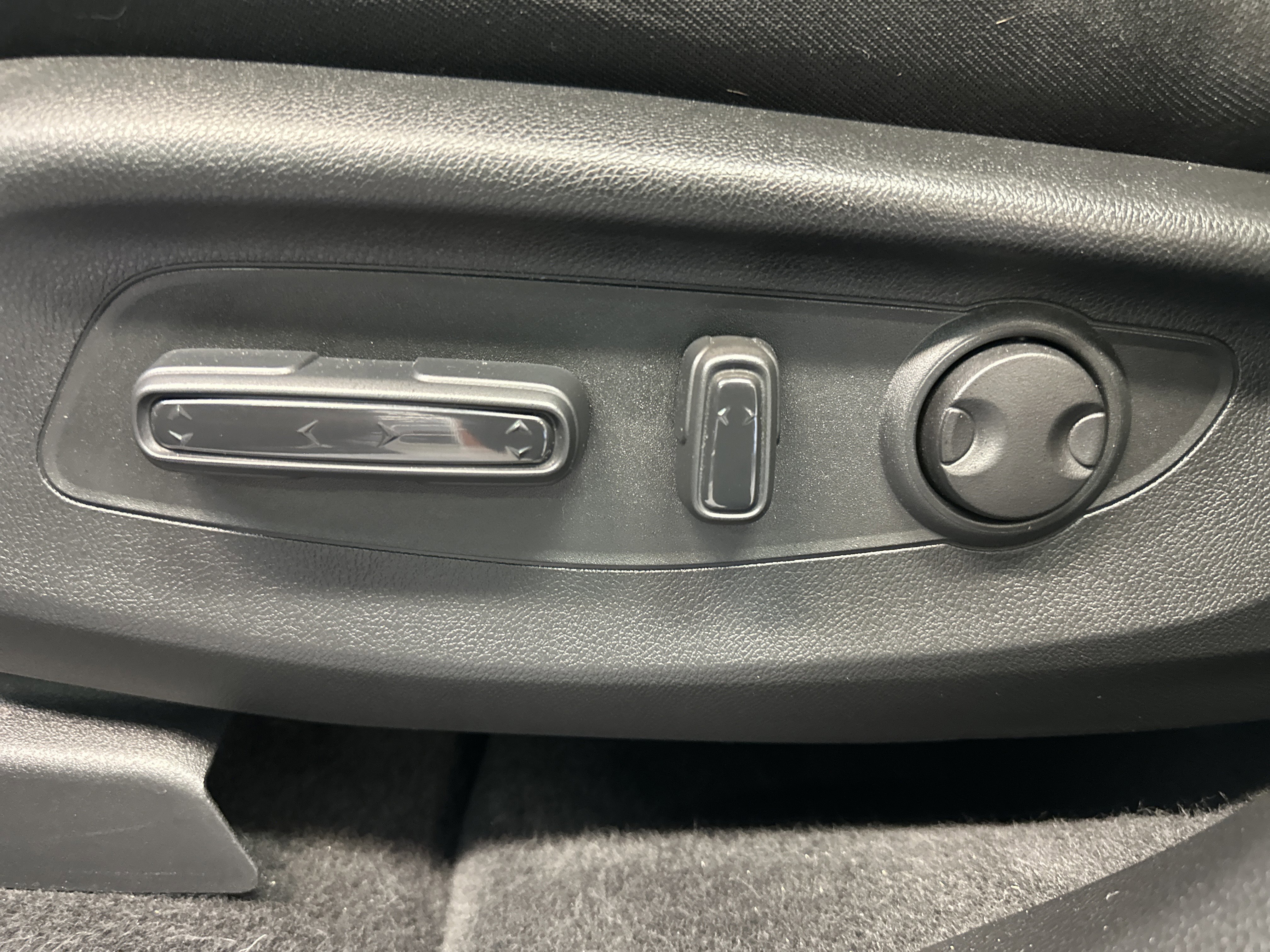 Used 2024 Honda CR-V EX image 23