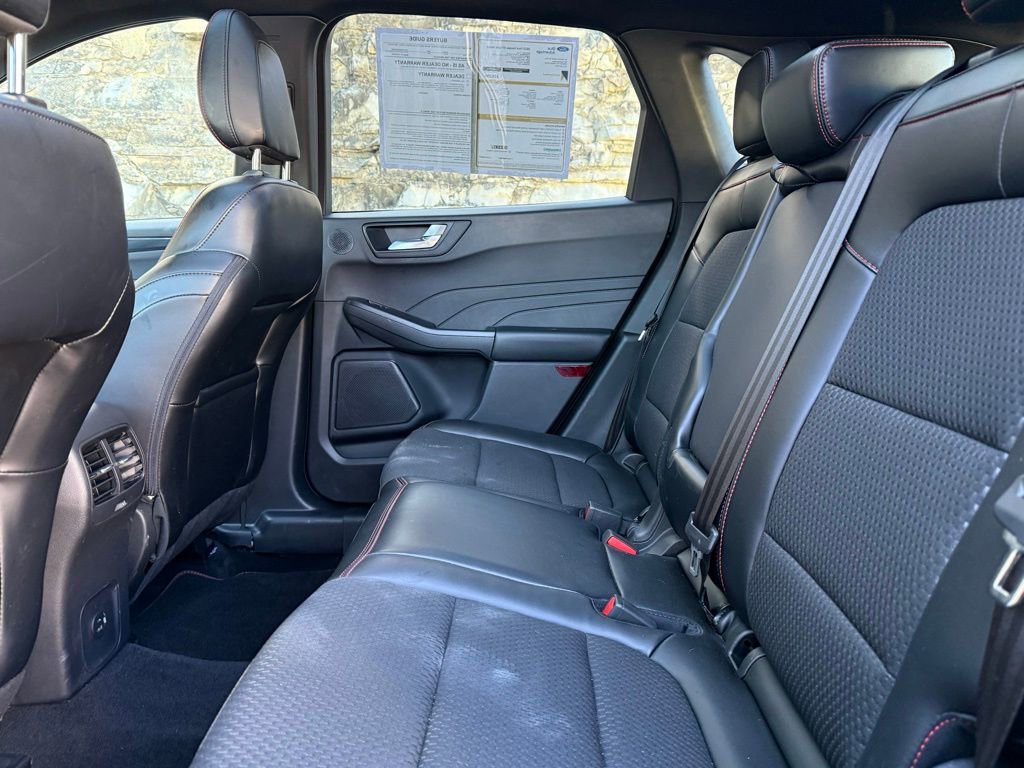 Certified 2023 Ford Escape ST-Line Select w/ Tech Pack #2 image 11