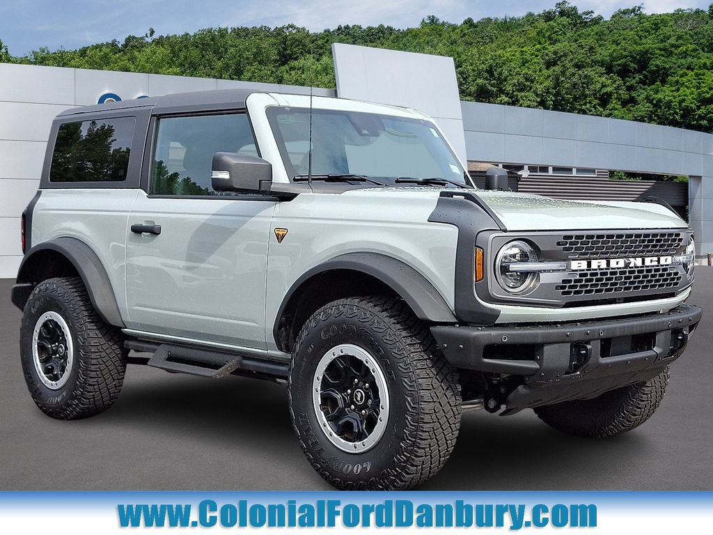 Certified 2023 Ford Bronco Badlands AWD/4WD image 1