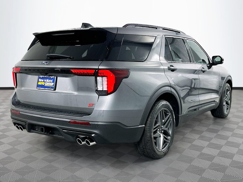 Certified 2025 Ford Explorer ST w/ Sun And Sound Package AWD/4WD image 4