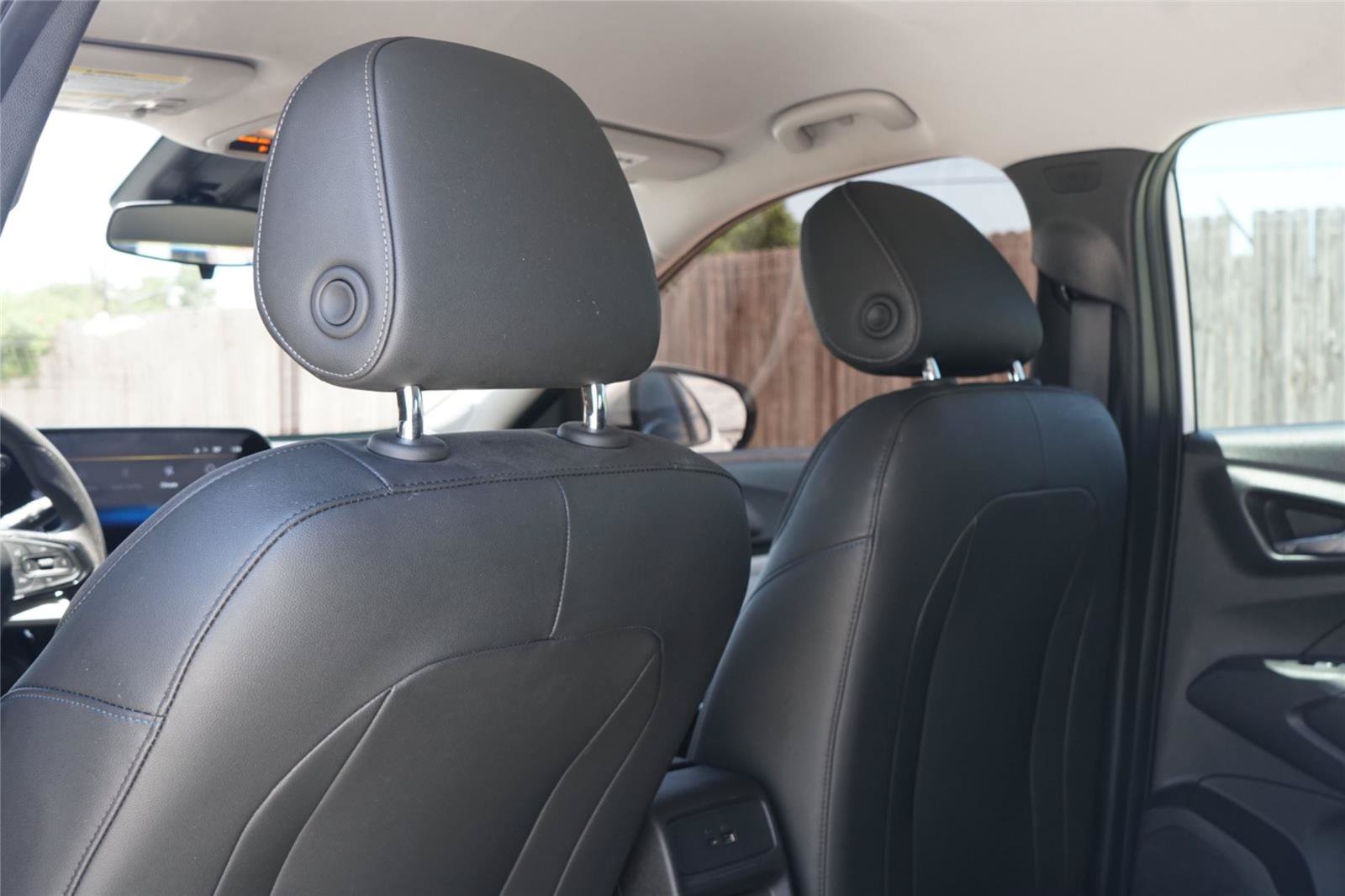 Used 2024 Chevrolet Trax LT FWD image 21