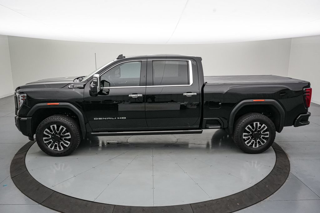 Used 2025 GMC Sierra 2500 Denali Ultimate w/ Max Trailering Package AWD/4WD image 8