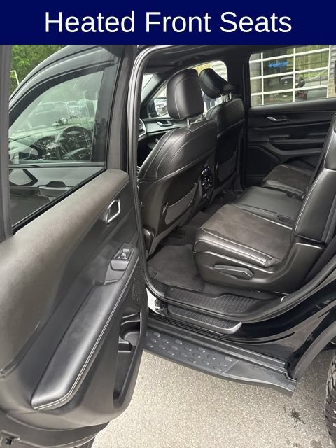Used 2023 Jeep Grand Cherokee L Laredo AWD/4WD image 20