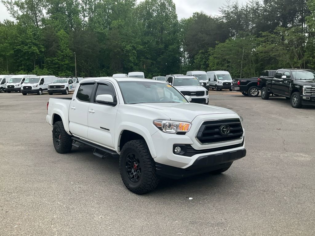 Used 2023 Toyota Tacoma SR5 w/ Technology Package AWD/4WD image 3
