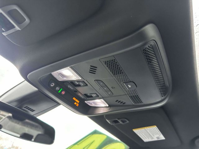 Used 2024 Cadillac XT6 Sport image 35