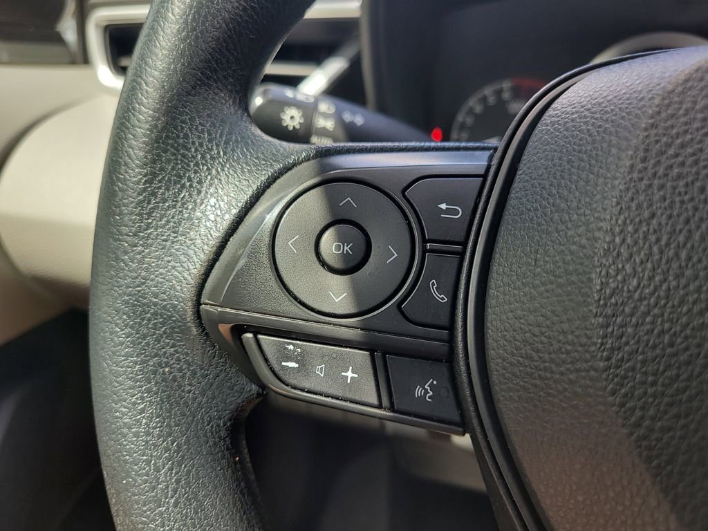 Used 2021 Toyota Corolla LE FWD image 24