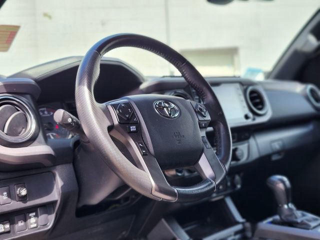Used 2023 Toyota Tacoma TRD Sport w/ Technology Package AWD/4WD image 19