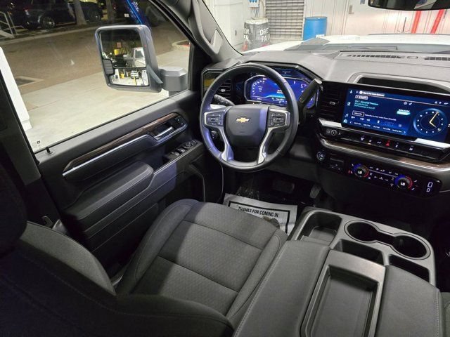 Used 2025 Chevrolet Silverado 2500 LT w/ Convenience Package AWD/4WD image 44