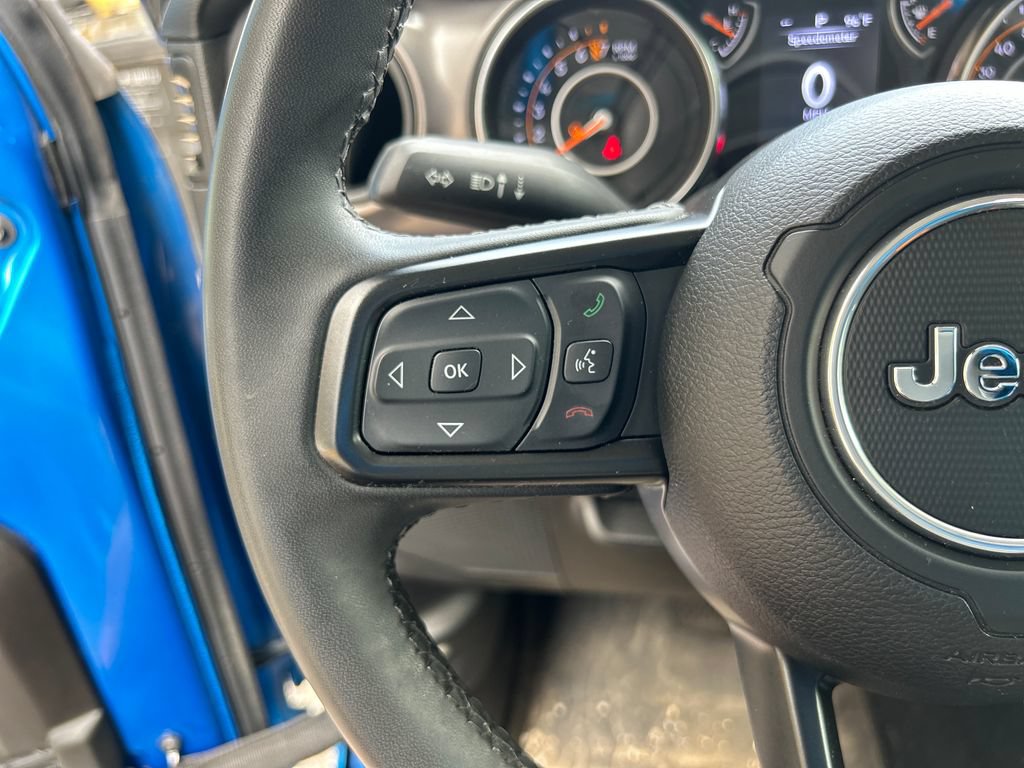 Used 2023 Jeep Gladiator Sport AWD/4WD image 20