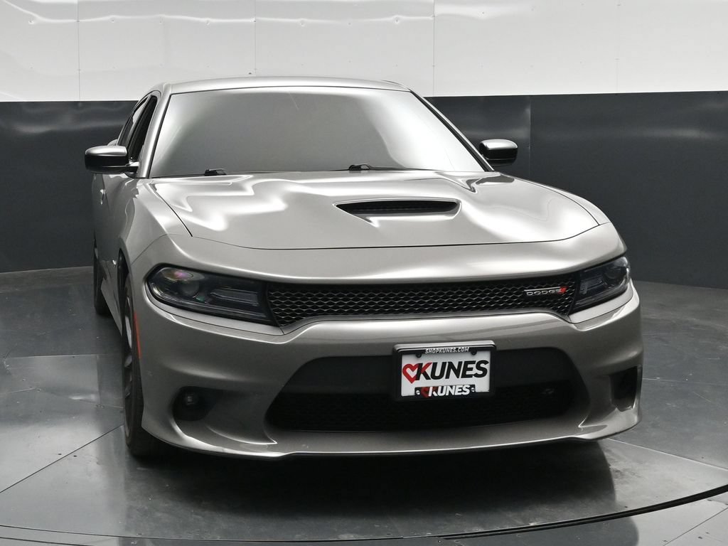 Used 2019 Dodge Charger R/T w/ Plus Group RWD image 6