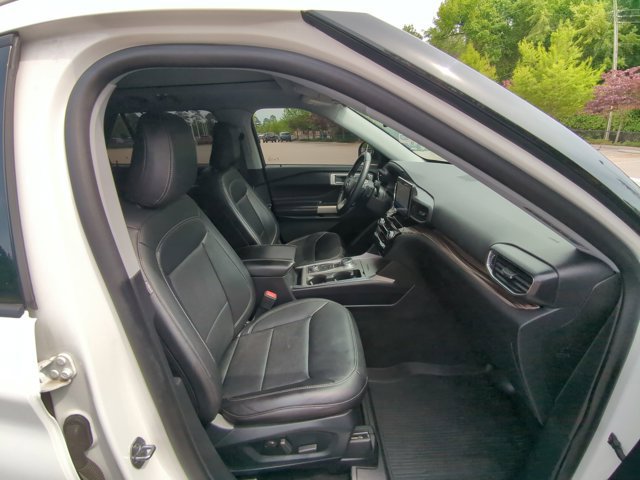 Certified 2021 Ford Explorer Limited w/ Equipment Group 301A AWD/4WD image 37