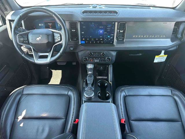 Certified 2025 Ford Bronco Badlands AWD/4WD image 13