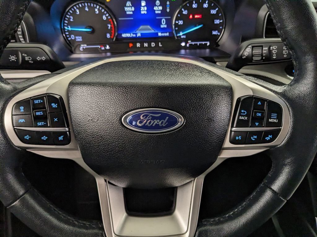 Certified 2024 Ford Explorer XLT w/ Equipment Group 202A RWD image 14