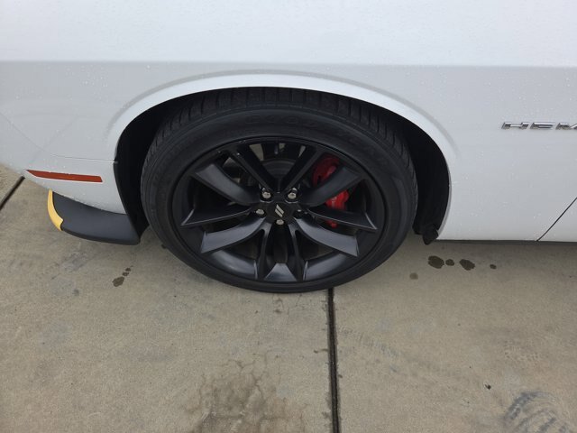 Used 2020 Dodge Challenger R/T w/ Performance Handling Group RWD image 9