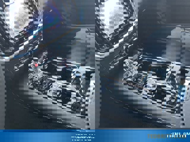 Used 2024 Volvo V60 T8 Polestar image 35