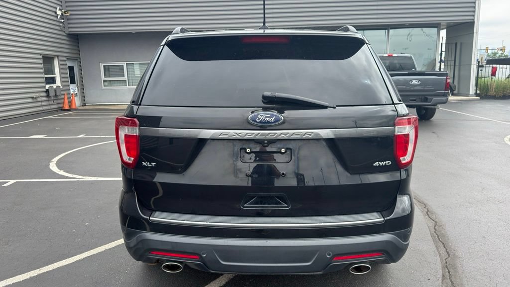 Certified 2018 Ford Explorer XLT w/ Equipment Group 202A AWD/4WD image 6