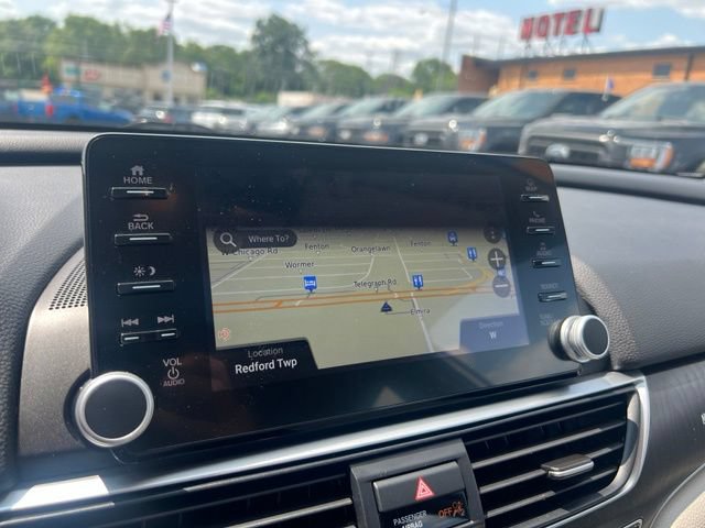 Used 2020 Honda Accord Touring image 15