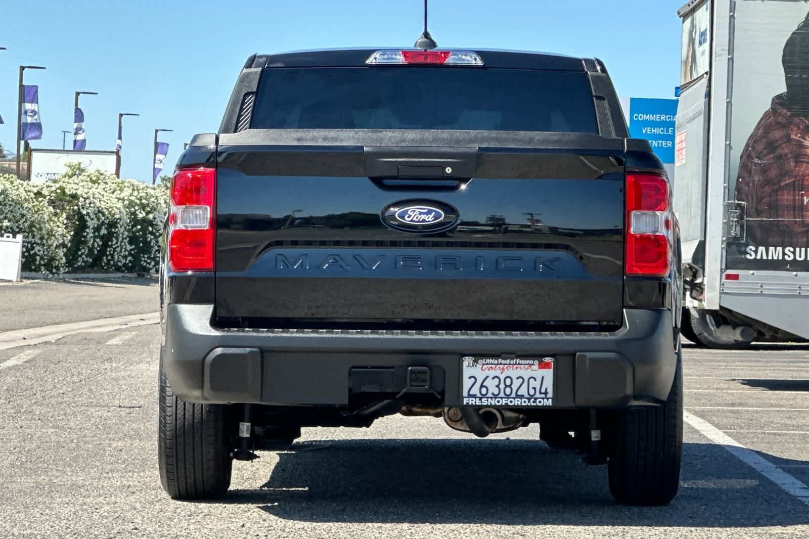 Certified 2025 Ford Maverick XLT FWD image 8