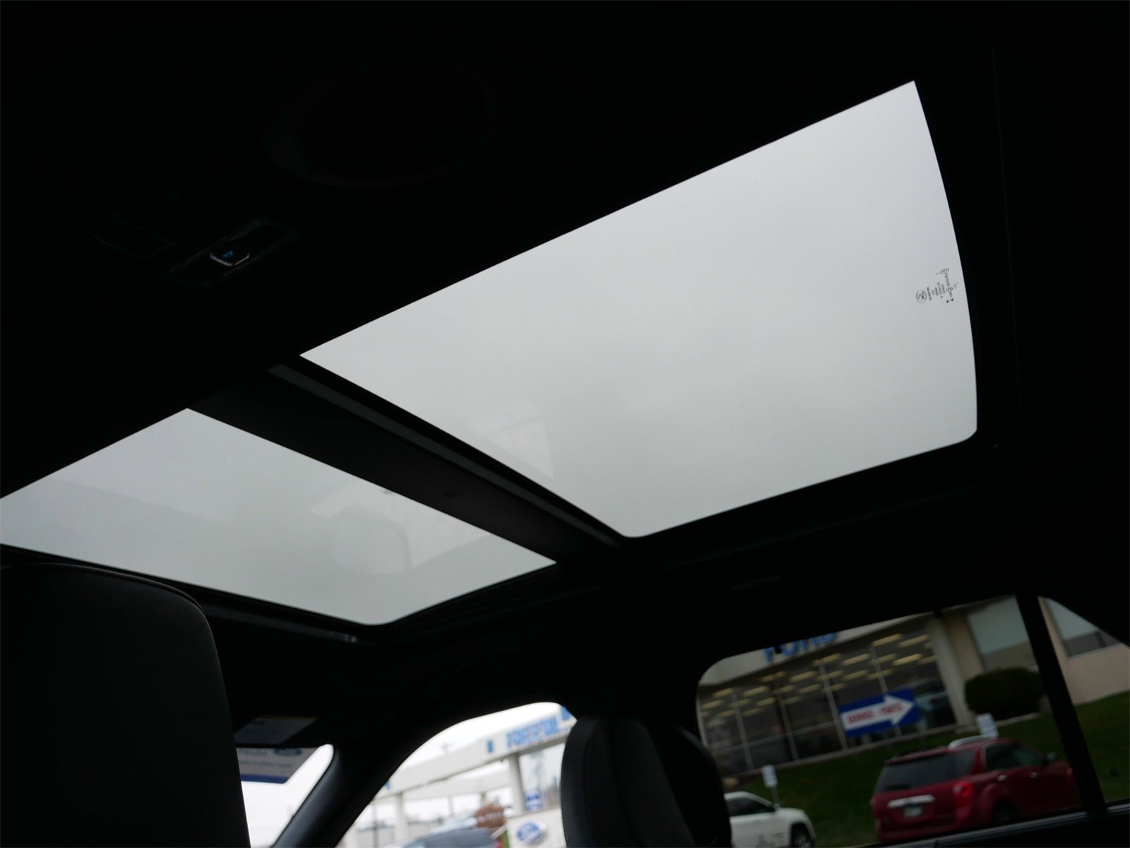 Certified 2023 Ford Explorer ST w/ Equipment Group 401A image 18