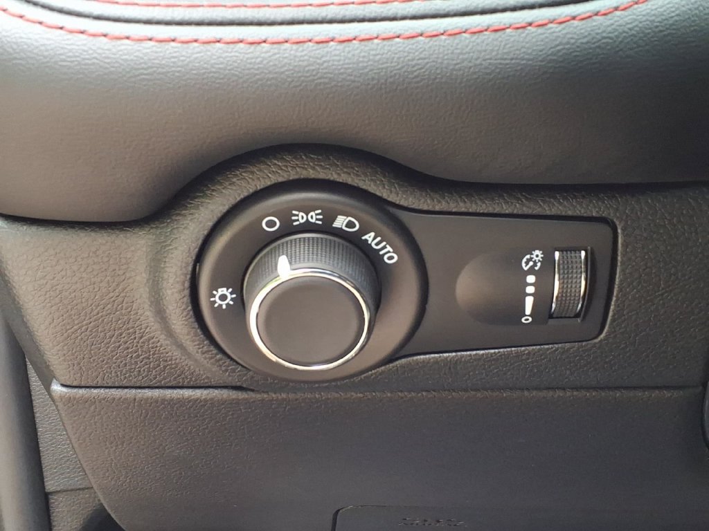 Used 2024 Dodge Durango GT AWD/4WD image 24