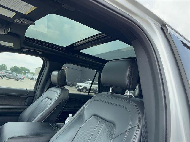 Certified 2018 Ford Expedition Limited w/ Equipment Group 302A AWD/4WD image 6