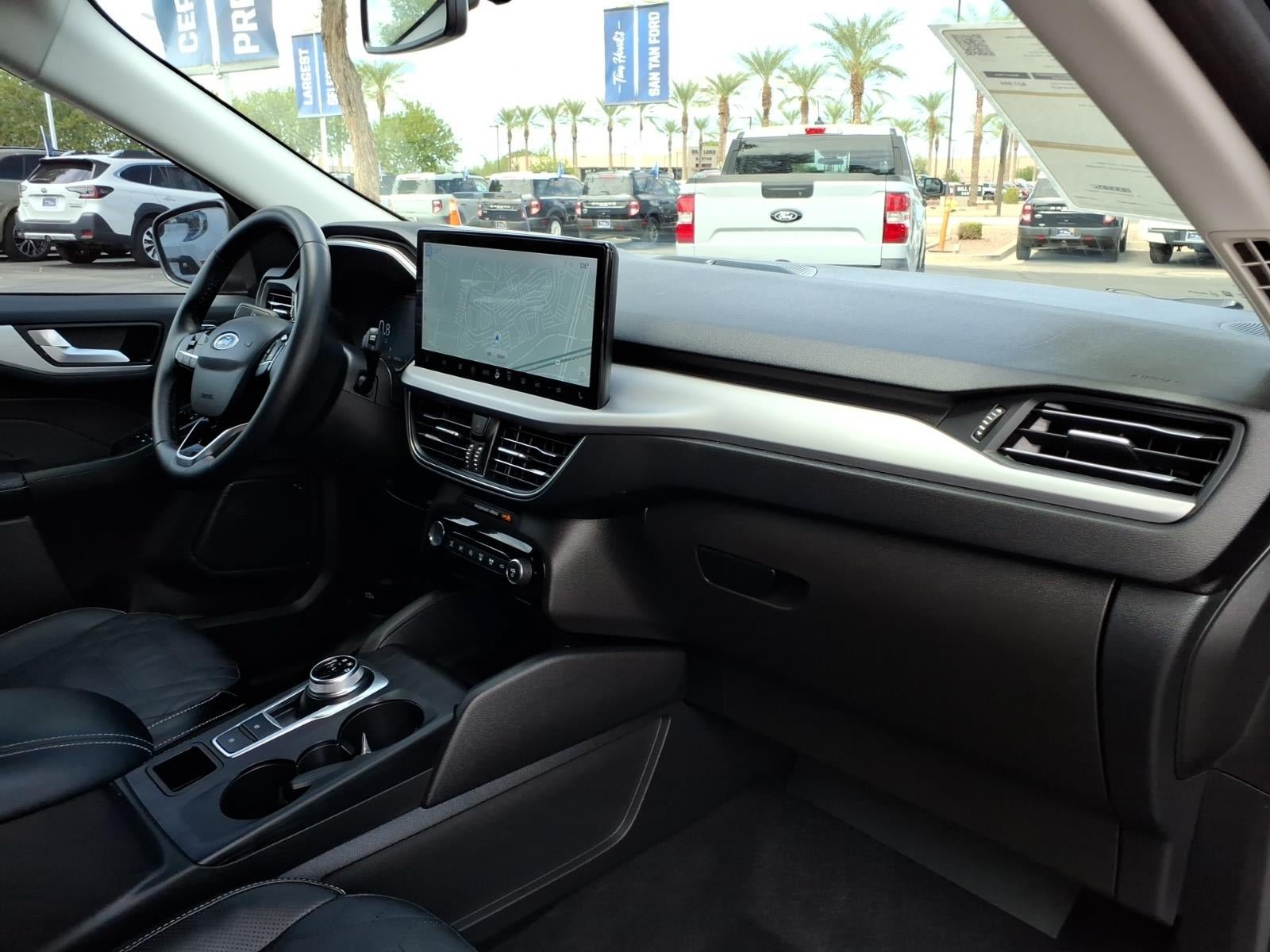 Certified 2023 Ford Escape Platinum w/ Premium Technology Package AWD/4WD image 10