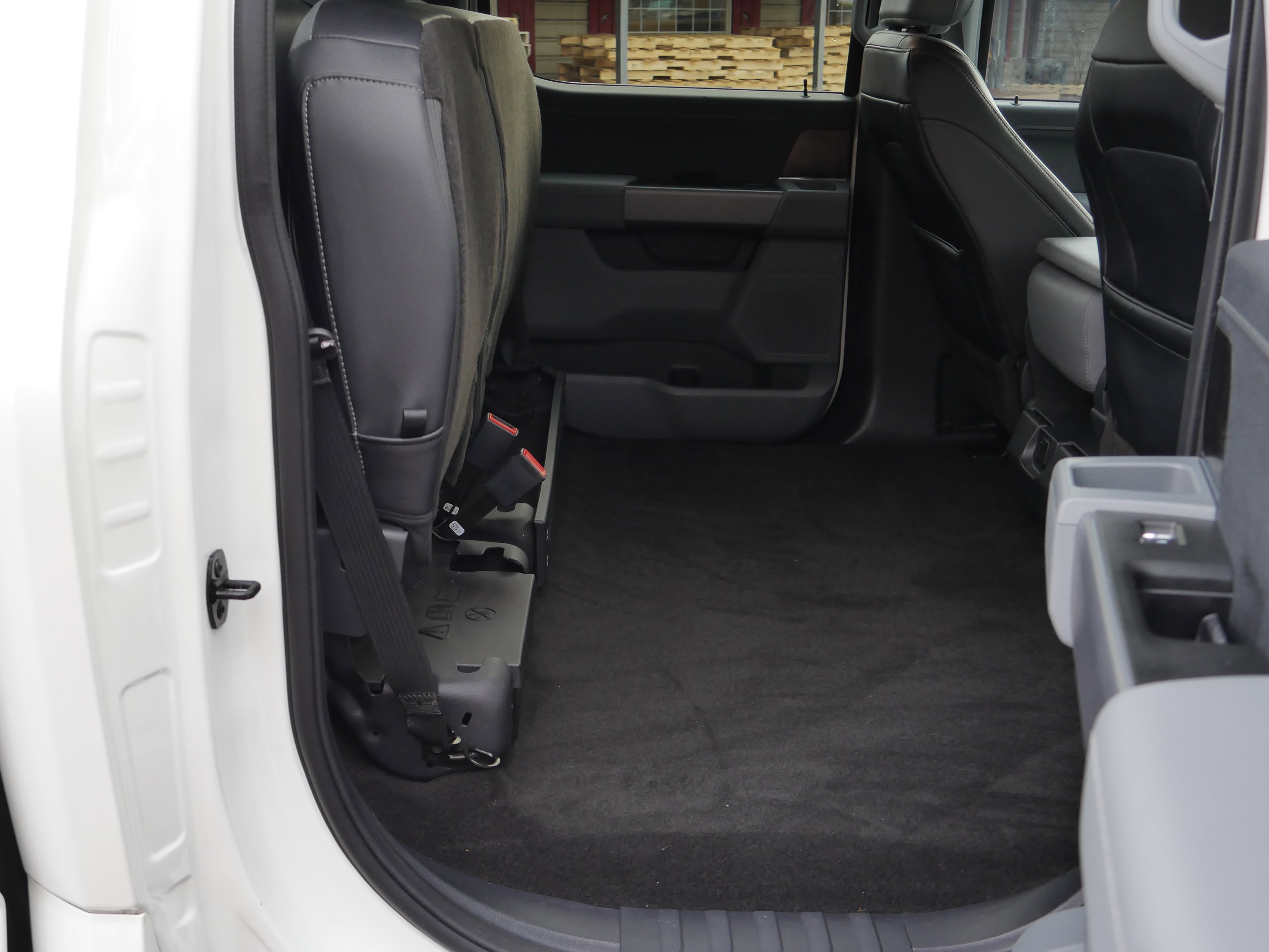 Certified 2022 Ford F150 Lariat w/ Trailer Tow Package image 30