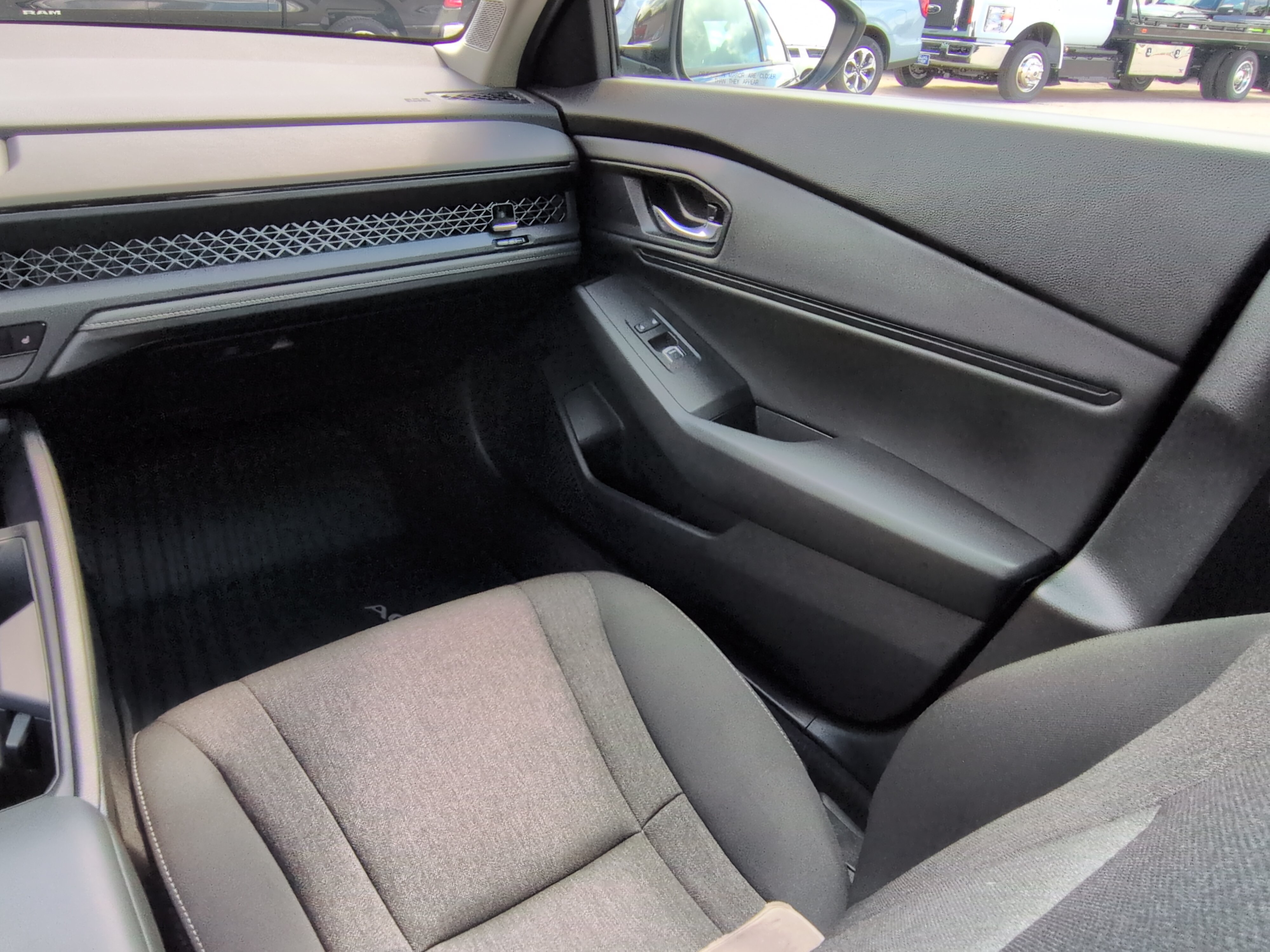 Used 2024 Honda Accord EX image 14