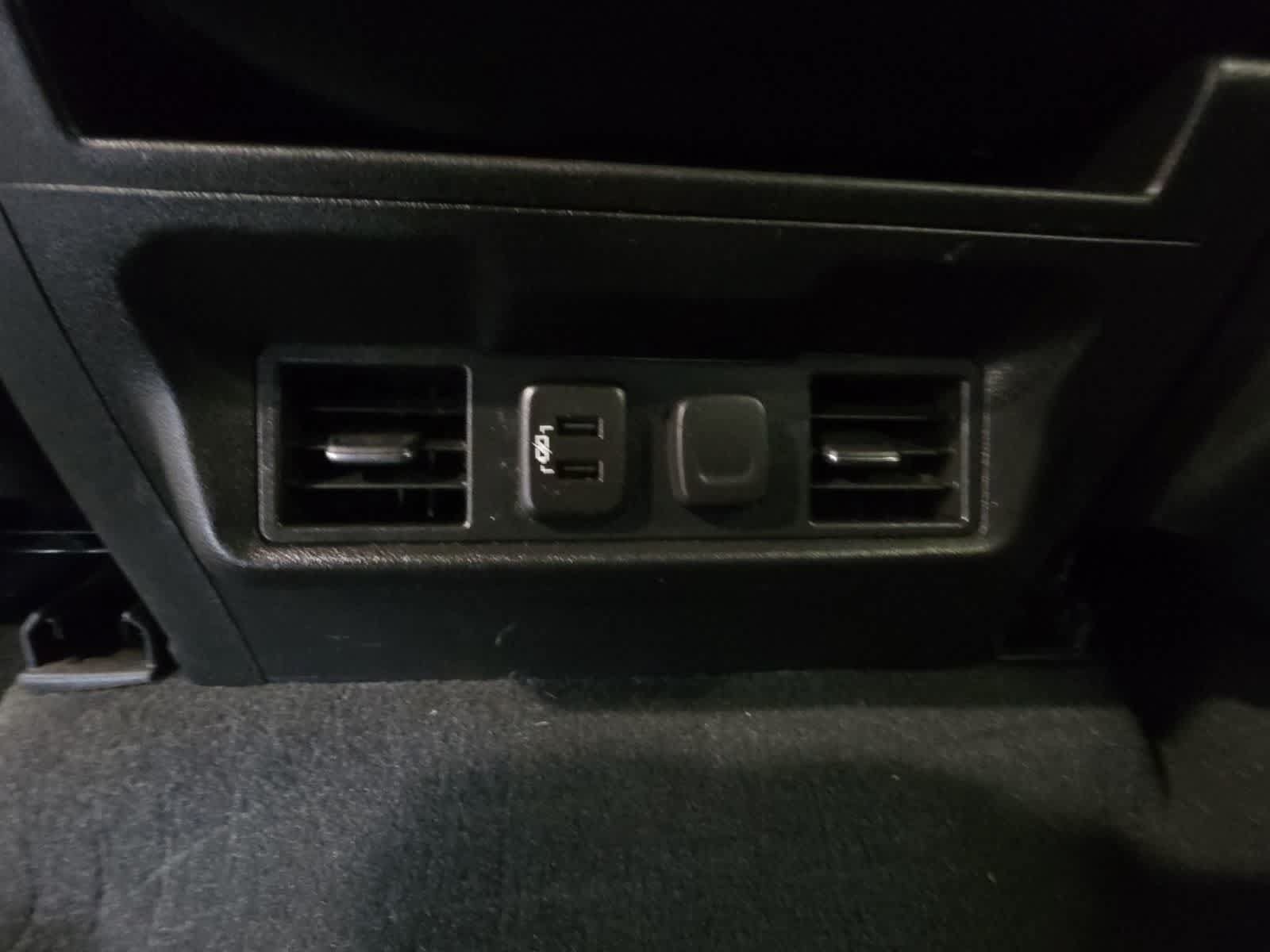 Used 2021 Chevrolet Silverado 1500 LT w/ LPO, Liner Protection Package AWD/4WD image 27