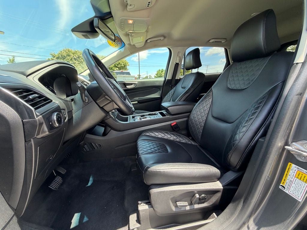 Certified 2024 Ford Edge Titanium AWD/4WD image 9