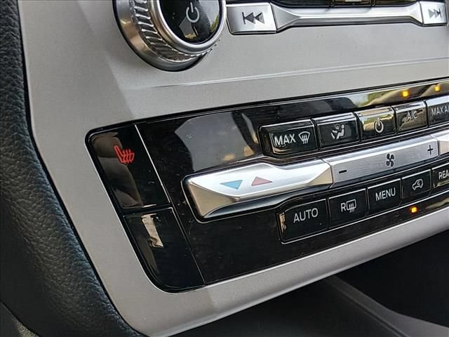 Certified 2023 Ford Explorer XLT RWD image 20