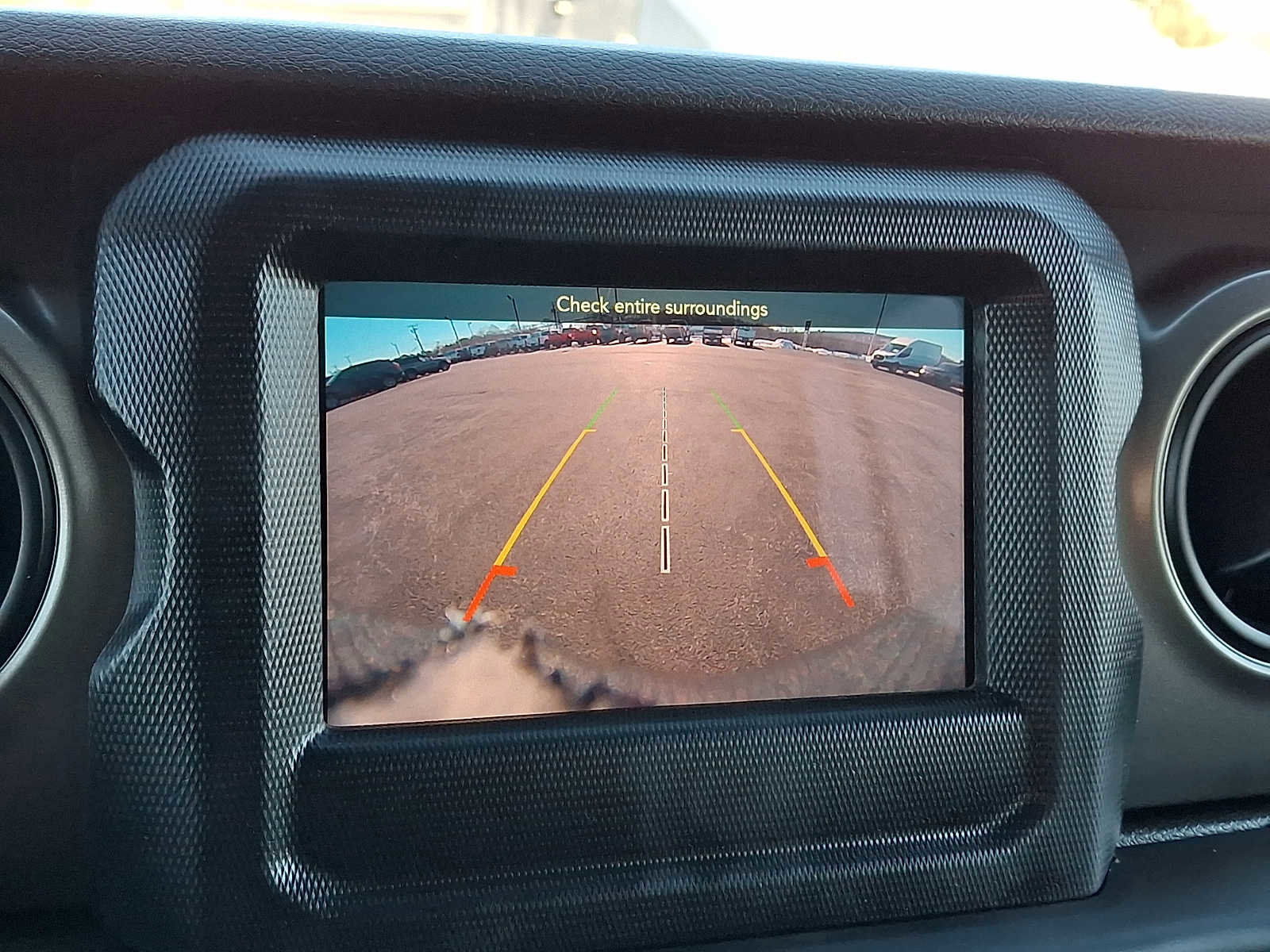 Used 2018 Jeep Wrangler Unlimited Sport S image 17