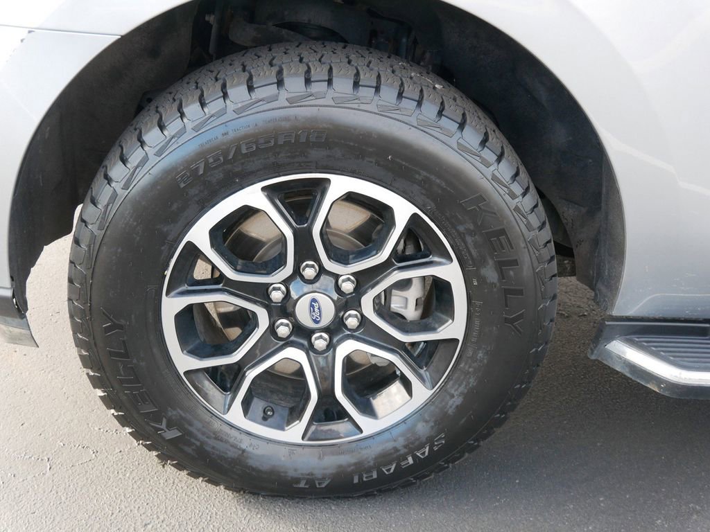 Certified 2023 Ford Expedition Max XLT image 6